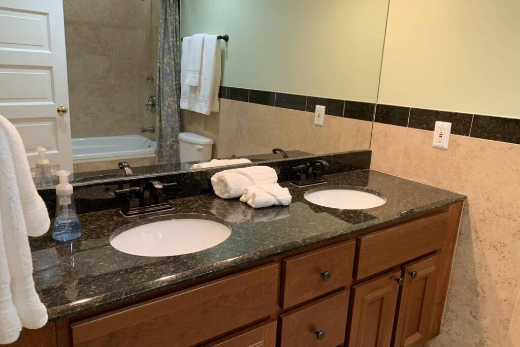 Studio Flat In The Heart Of Downtown Chicago Extérieur photo