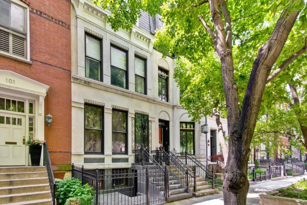 Studio Flat In The Heart Of Downtown Chicago Extérieur photo